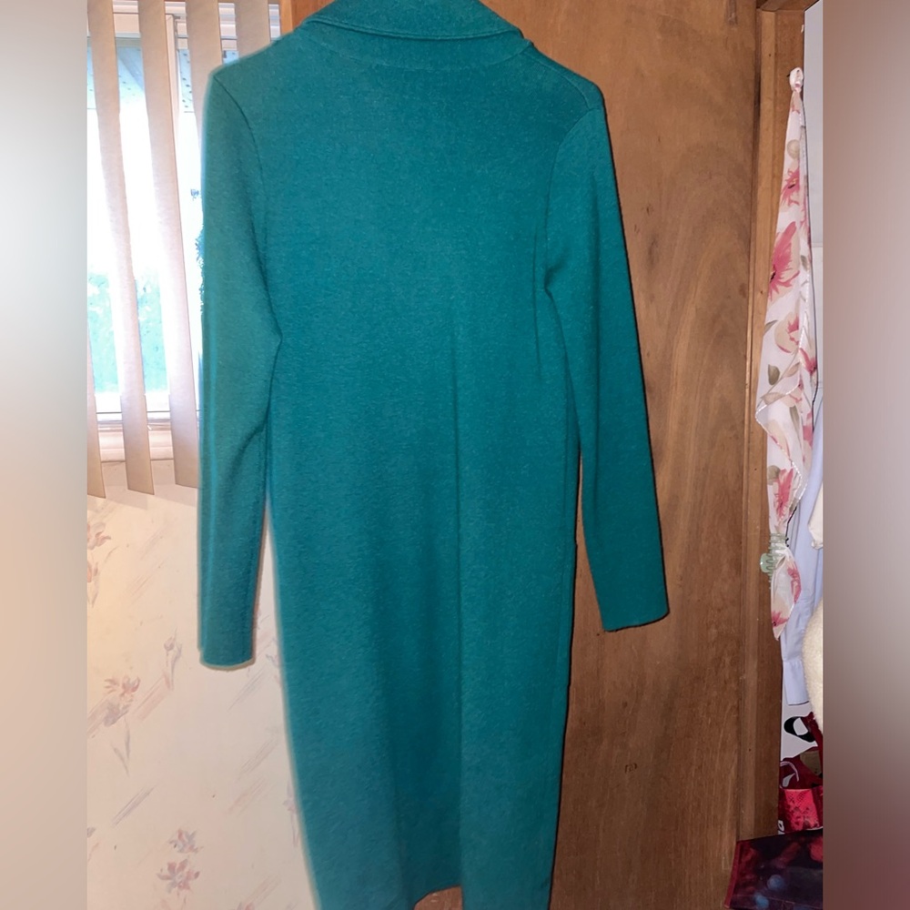Beautiful green gently warm cardigan.